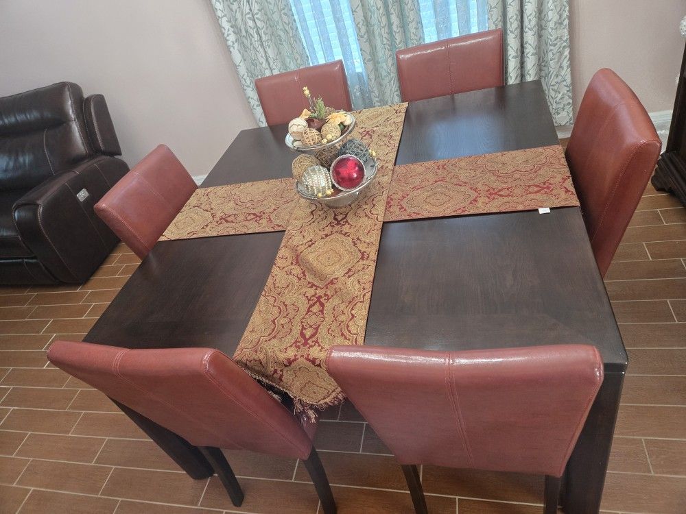 Dining Table Set