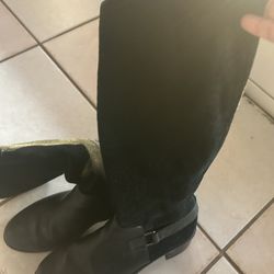 Size 8 Women's Boots 