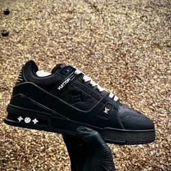 Louis Vuitton Trainers Black 