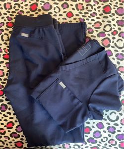 Set FIGS Size Small