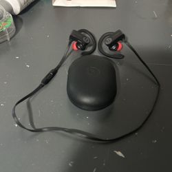 Beats Bluetooth Earbuds