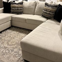 Cambri 2-Piece Sectional with Chaise  