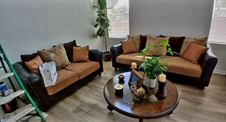 Nice Sofa Set