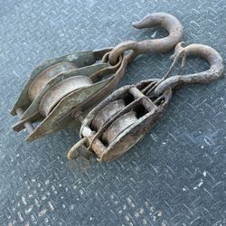 Large Rustic Old Barn Hay Block Steel Pully’s 