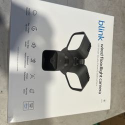 Blink - Wired Floodlight Camera - Smart security camera, 2600 lumens, HD live...