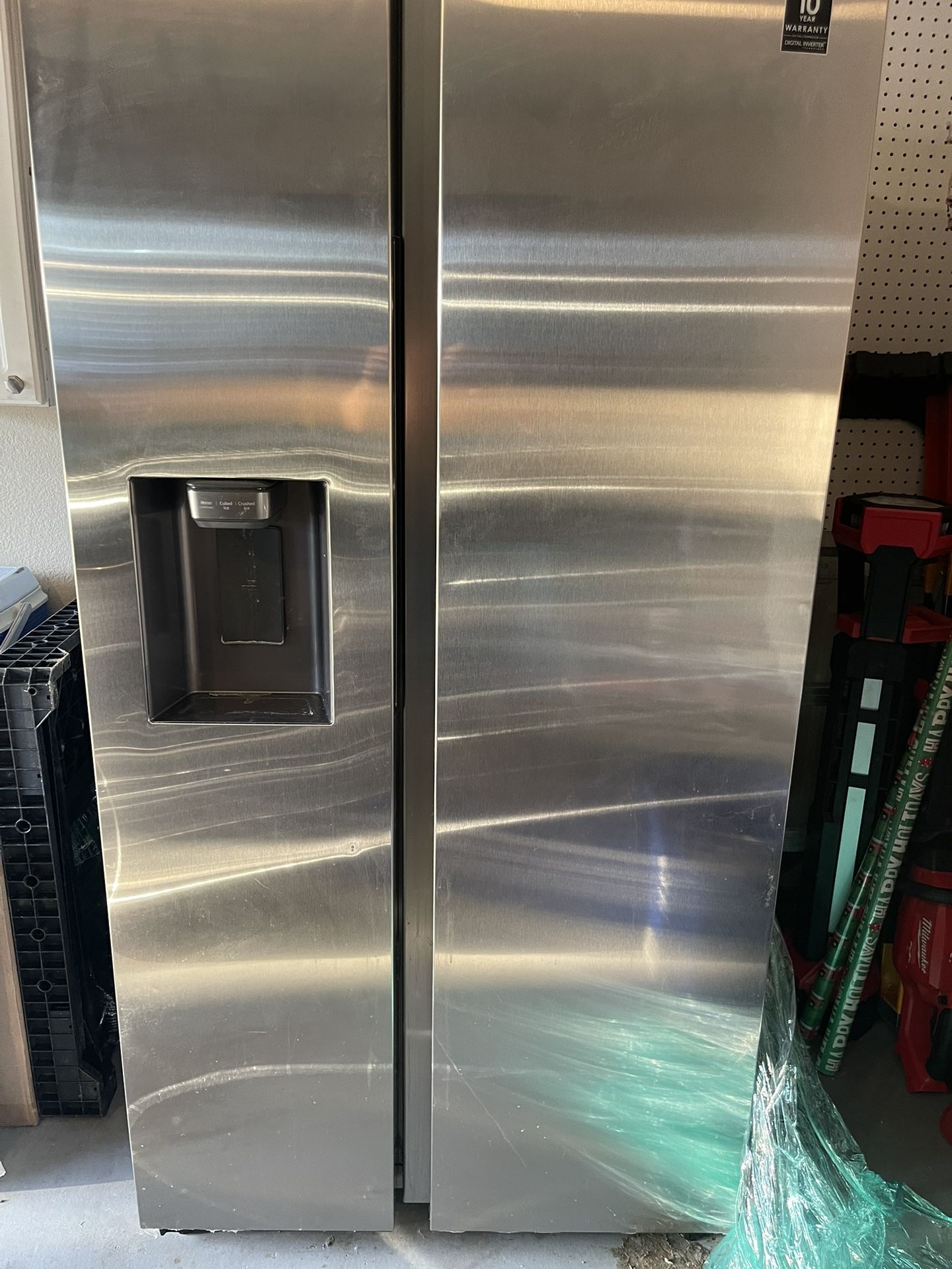Samsung fridge barely Used