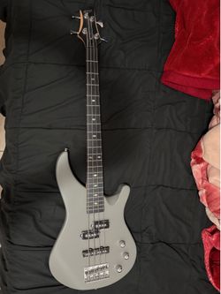 MITCHELL MB100CS 4 STRINGS BASS