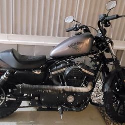 2016 Harley 883
