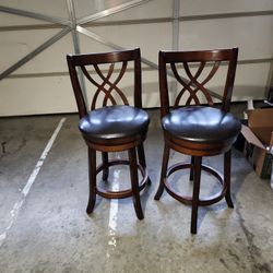Barstool 