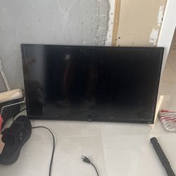 TLC Smart Tv 32”