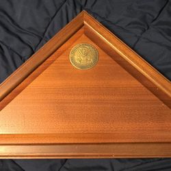 Heritage Flag Medal Case by SpartaCraft Flagpoles Etc Great Seal - Walnut Wood