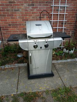 Char-broil commercial infrared propane barbeque grill