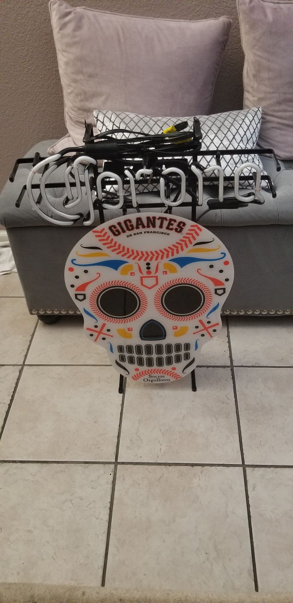 Pegasus Home Fashions San Francisco Giants 60'' x 70'' Sugar Skull