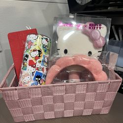 Hello Kitty Valentines Day Gift