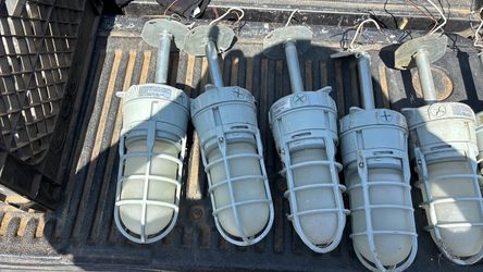 LED enclosed light