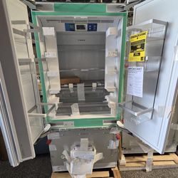 BOSCH 36” BENCHMARK BUILT IN REFRIGERATOR|PANEL READY 