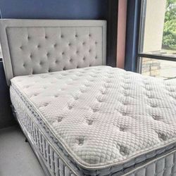 BRAND NEW MATTRESS (still in plastic)