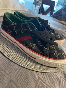 Semi New Gucci Shoes 