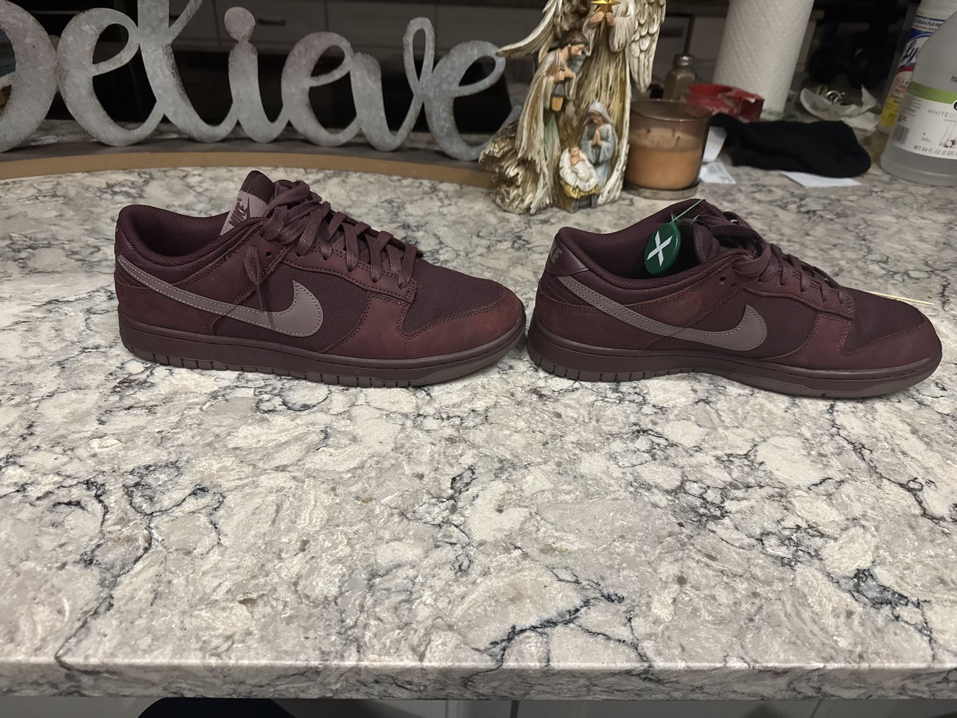 Nike dunk low burgundy crush