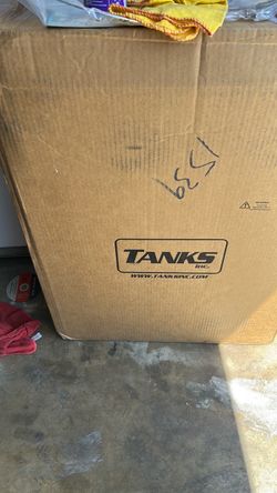 Gas tank