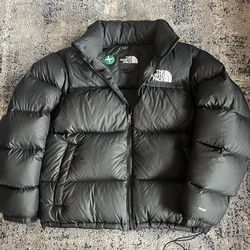 North Face 700 black puffer jacket