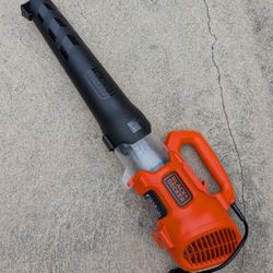 Black and Decker Corded Electric Leaf Blower 
