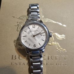 Burberry Watch for  ladies 