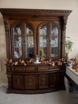 Ashley Two Piece Hutch