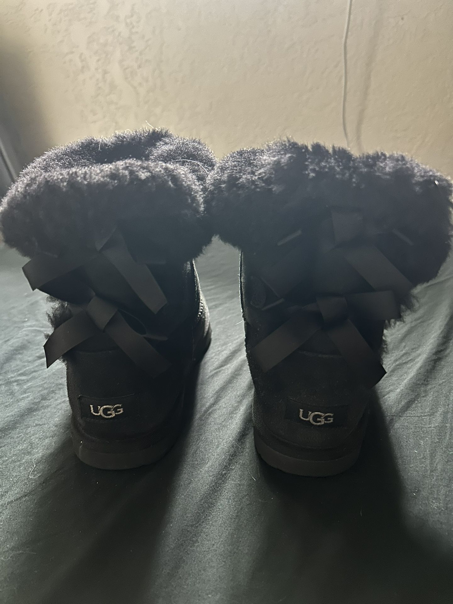UGG Bailey Bow Black Uggs 