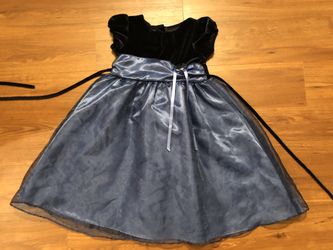 Size 5 Christmas Dress