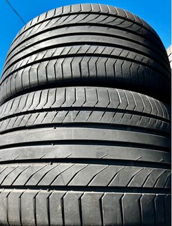 325/35/22 Continental SPORT CONTACT 5P 325 35 22 Used Tires 325/35R22