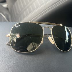 Ray-Ban RB3561 The General Aviator