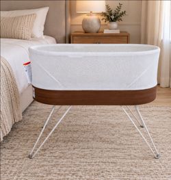 SNOO Smart Sleeper Bassinet + 8 SNOO Swaddles & 6 SNOO Sheets