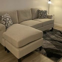  Cream White Emery Chiffon 84” Sectional Sofa Living Spaces