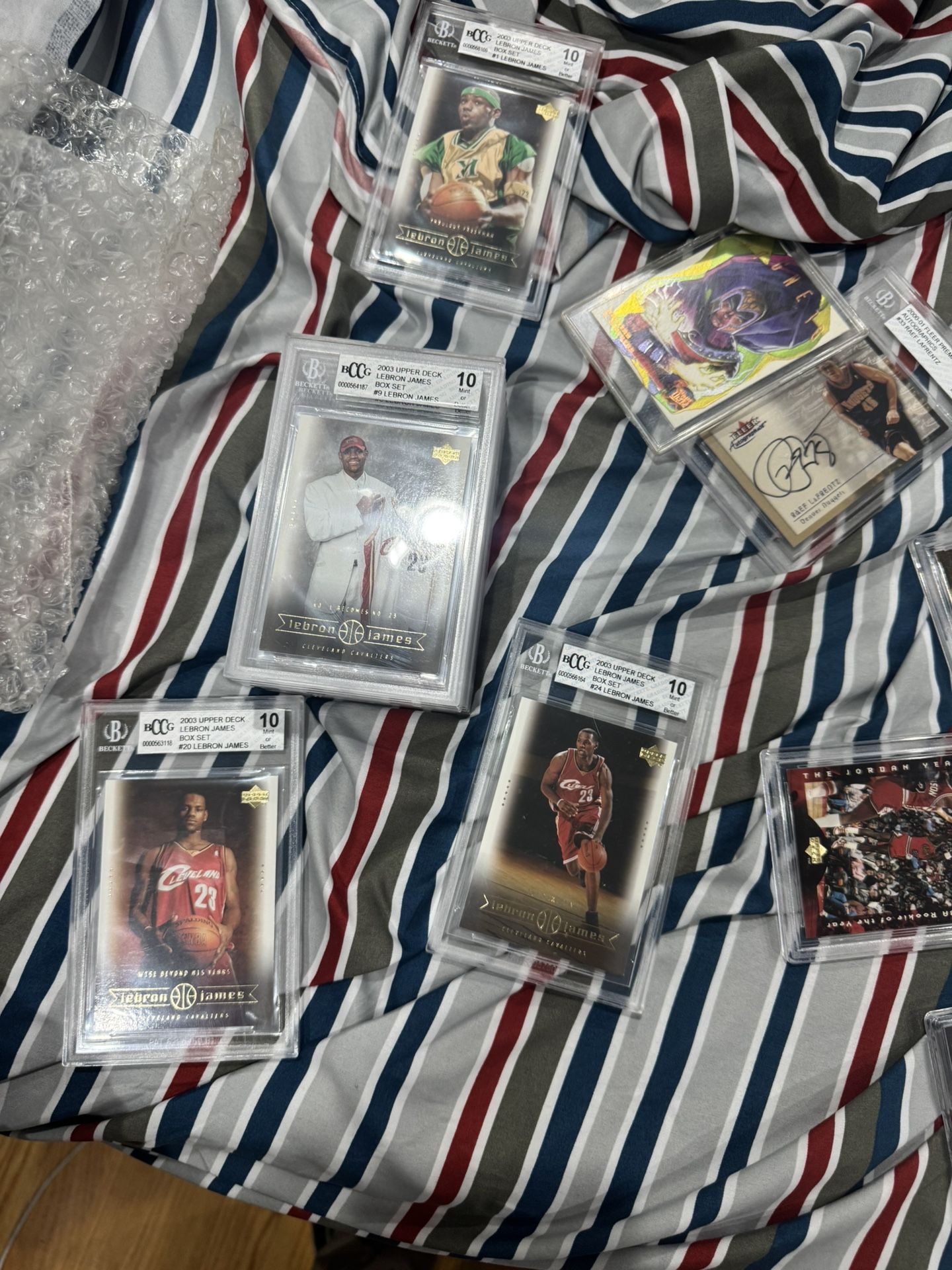 LeBron James Official Rookie Cards 1:1 100% Authentic