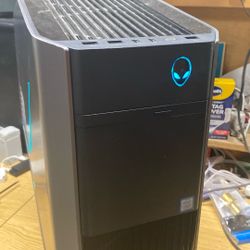 Alienware Aurora R7 Desktop i7-8700 