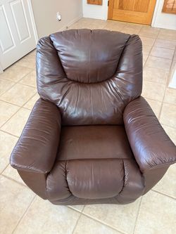 La-Z-Boy Brown Leather Rocker Recliner – Genuine Leather – $150