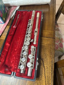 Yamaha YFL-311 Silver Flute Excellent Condition $400 Firm