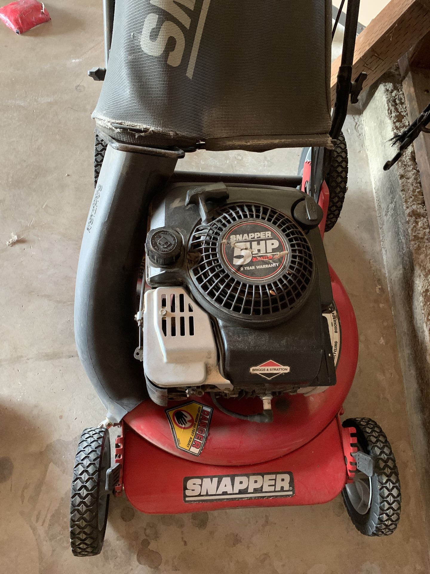 Snapper Lawnmower- Moving Must Sell.