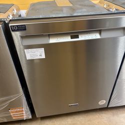 Whirlpool 24” dishwasher 