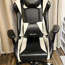 Clutch Throttle Series Alpha XL Gaming Chair