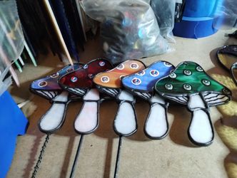 🌿🍄Stained Glass Grateful Dead Plant Stakes 💙⚡❤️
