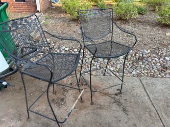 Wrought Iron Mesh Patio Bar Chairs – Set of 2