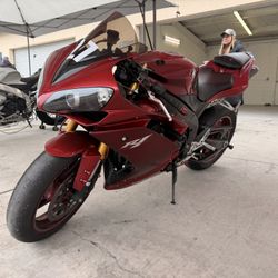 2008 Yamaha R1