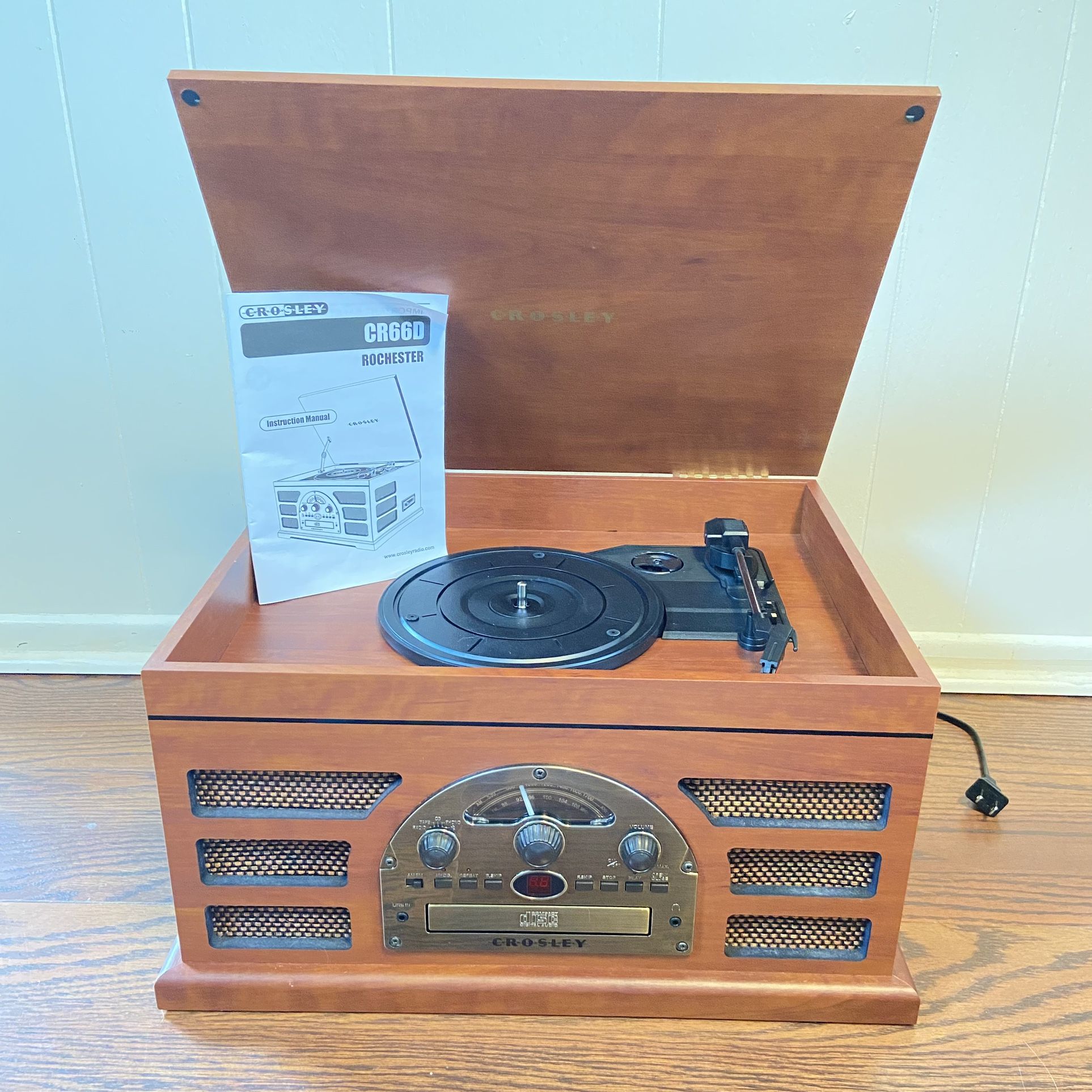 Crosley Rochester CR66D 5 in 1 Entertainment Center Record Player for