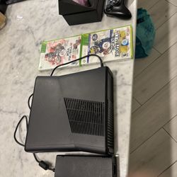 Xbox, 3 Controllers, 2 Games And Blue Ray Disc