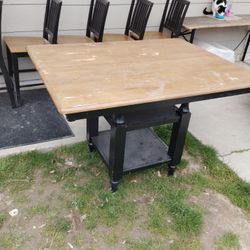 Table And Chairs 
