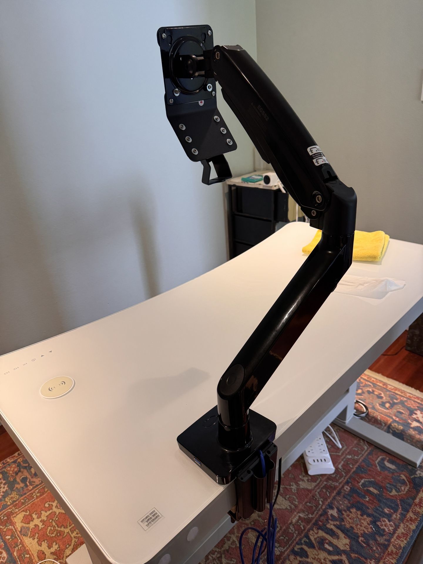 Monitor Arm w/ Bracket For Curved Monitor