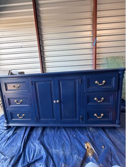 Luxury Navy Blue Dresser
