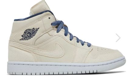 Jordan Mid Women’s Size 5